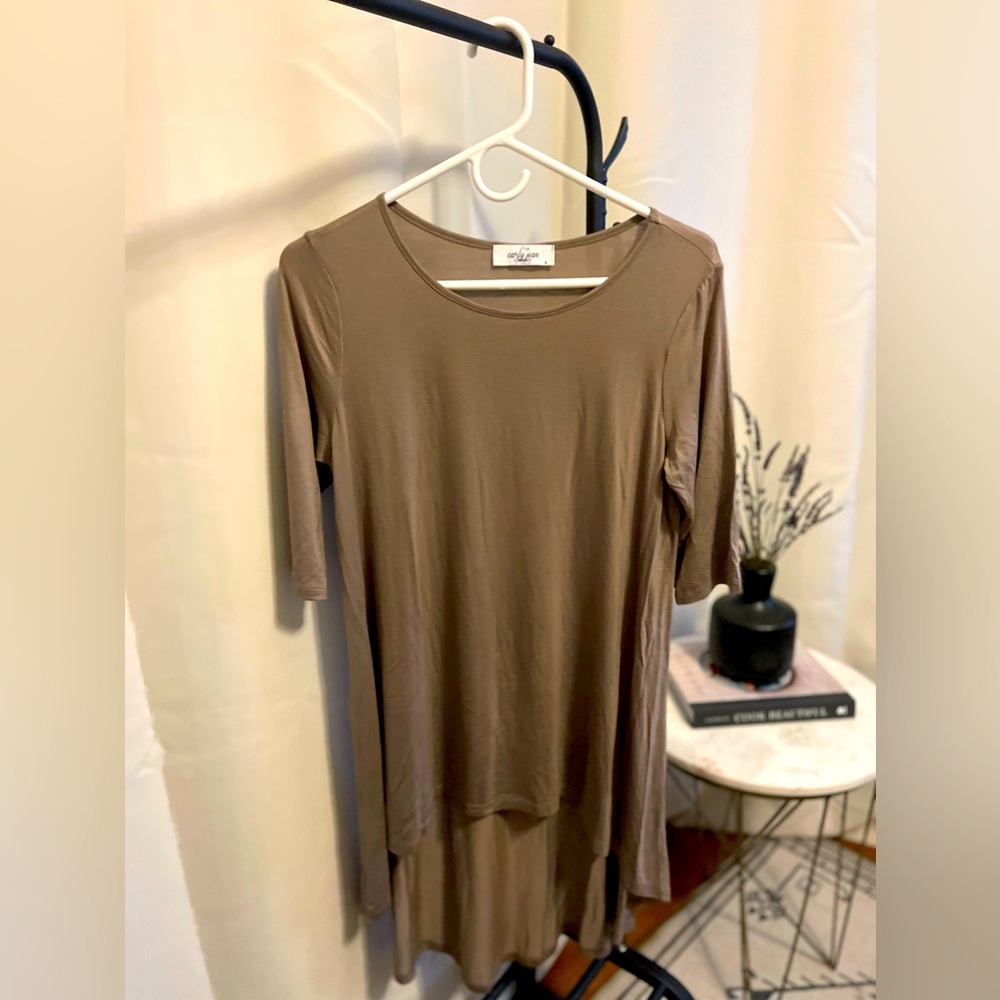 •NWOT•CJ's Favorite Swing Tunic in Mocha